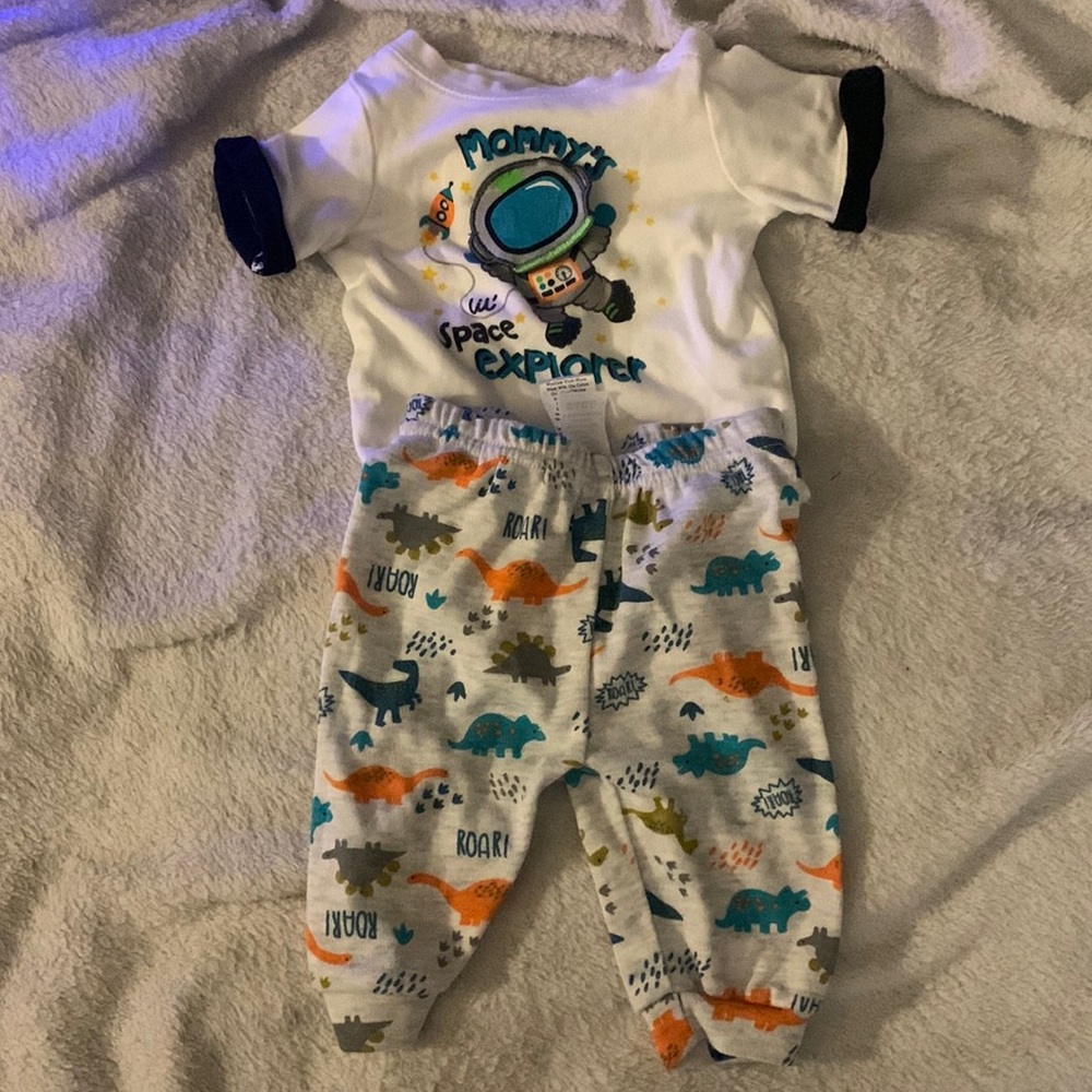 💜💜mommy’s space explorer